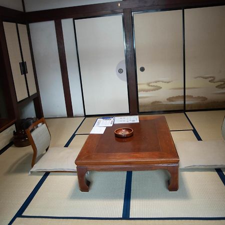 Houshi Onsen Chojukan Minakami Eksteriør bilde