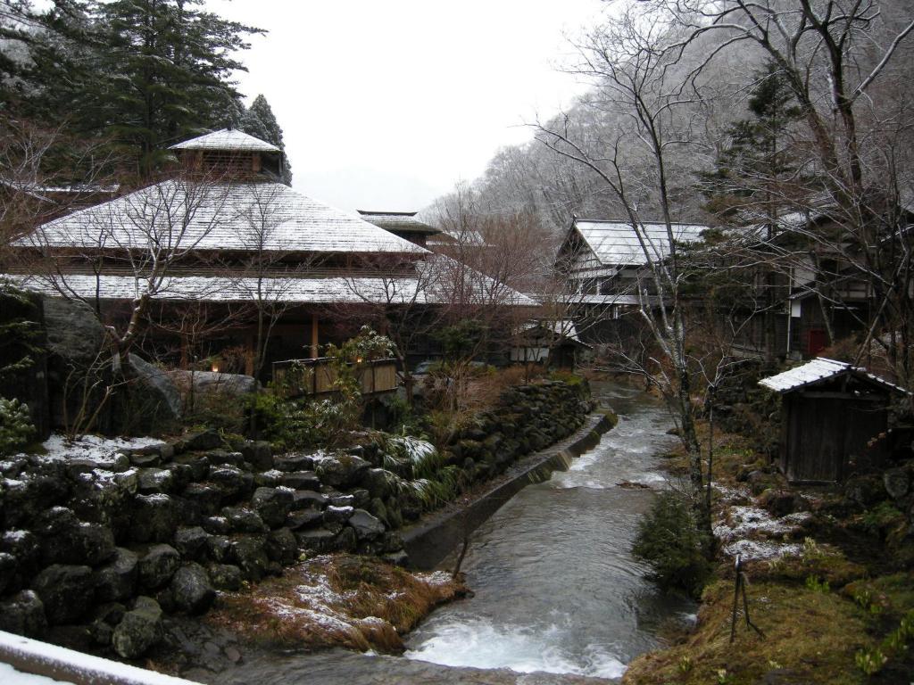Houshi Onsen Chojukan Minakami Eksteriør bilde